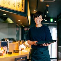 Izakaya : Bar japones donde ofrece comida local