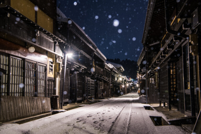 takayama con nieve