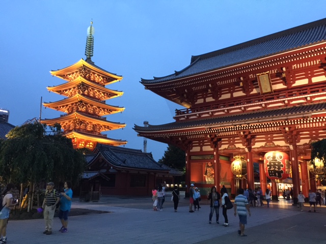 noche en Asakusa