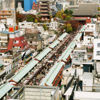 La calle comercial Nakamise en Asakusa