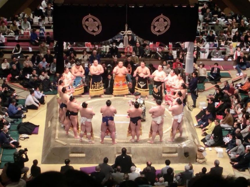 Sumo : Deporte tradicional de Japón